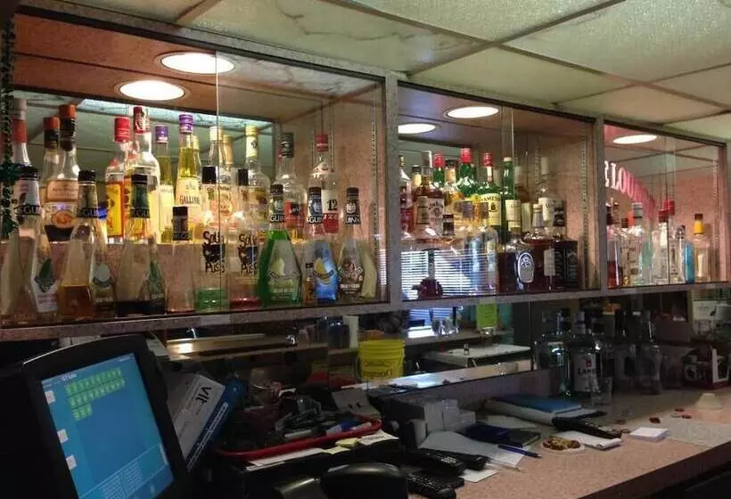 Motelli Sundre Motor Inn