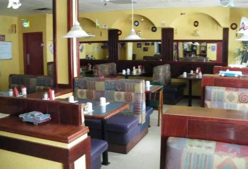 Motelli Sundre Motor Inn