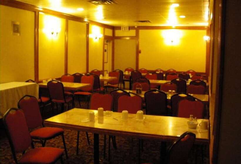 モーテル Sundre Motor Inn