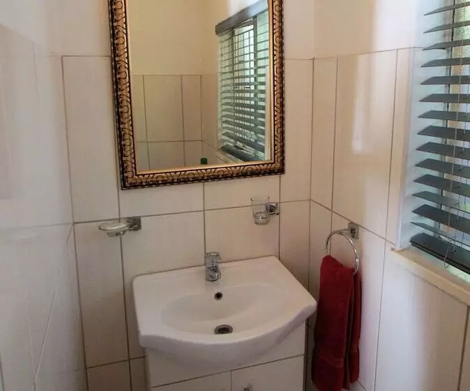 Pension Linga Longa Guest House