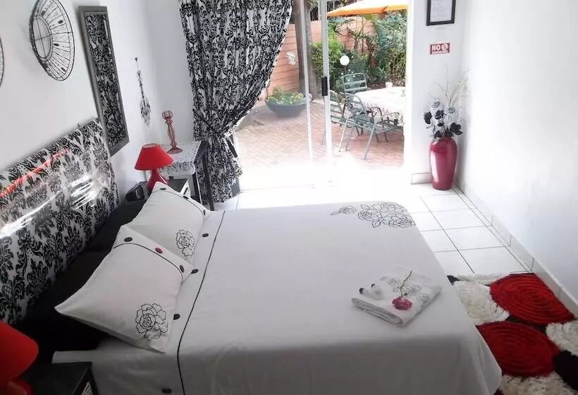 Pension Linga Longa Guest House