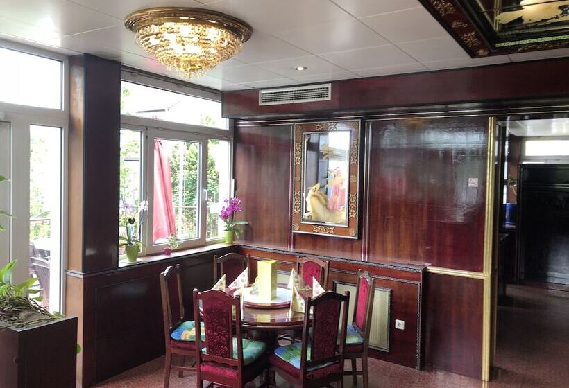 Пансион Simona Hotel Frankfurt Airport