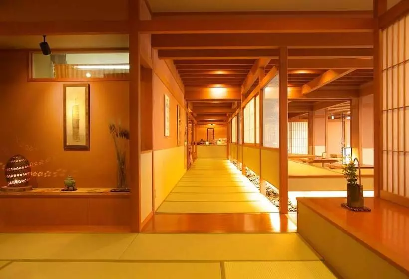 Ryokan Senoumi
