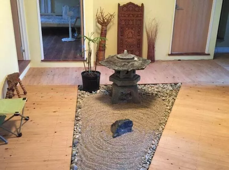 Retkeilymaja Guest House & Cafe Ohana