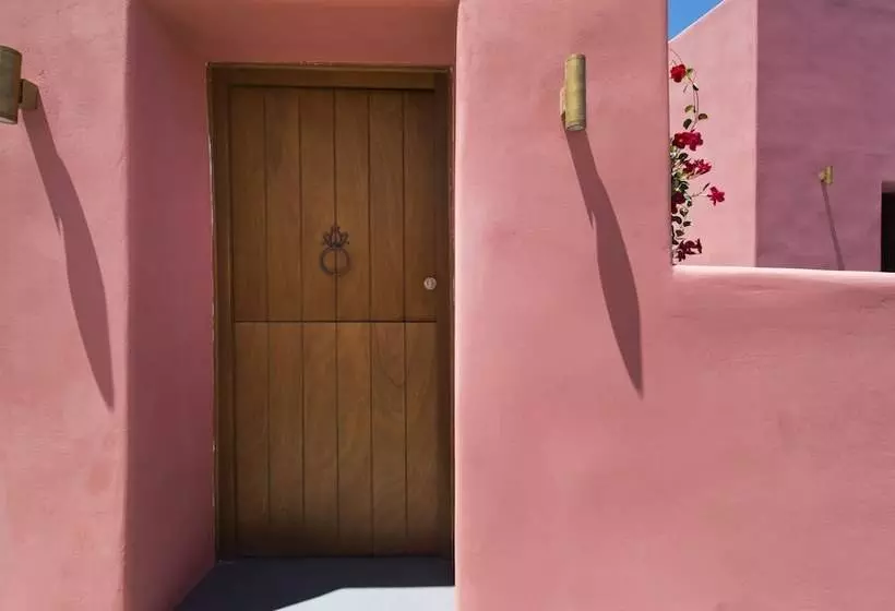 Anemi House & Villas