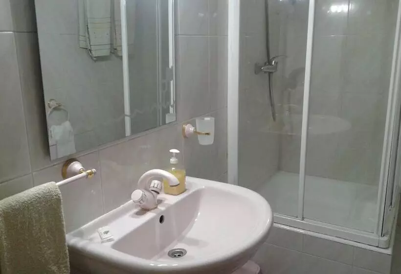 Aamiaismajoitus (B&B) Casa Do Trovador