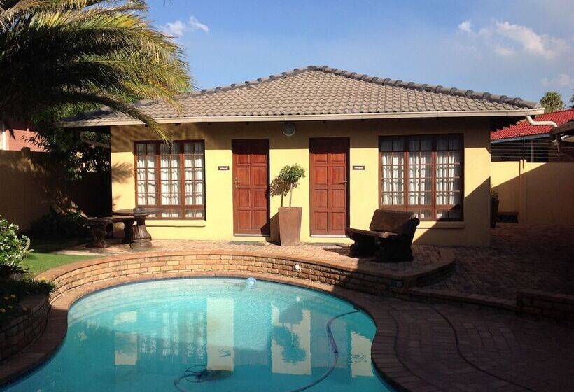 مبيت وإفطار D Vine Guest House