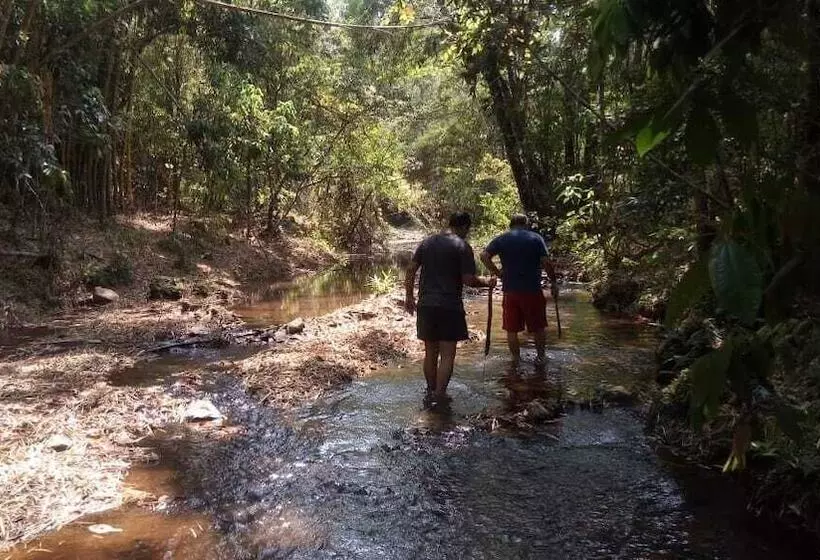 Hotelli Pousada Passaredo