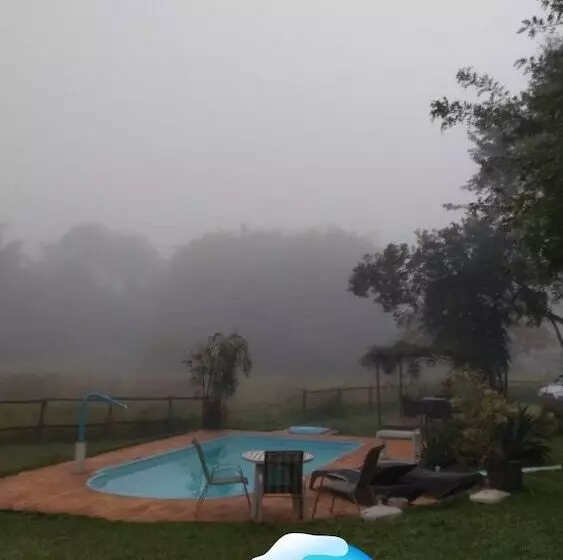 Hotelli Pousada Passaredo