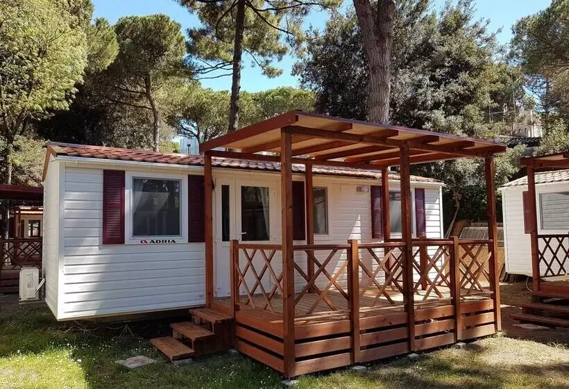 ホテル Victoria Mobilehome In Camping Mare E Pineta