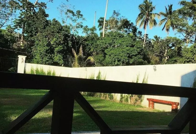 ペンション Los Fundadores Estancia Ecológica