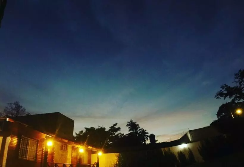 ペンション Los Fundadores Estancia Ecológica