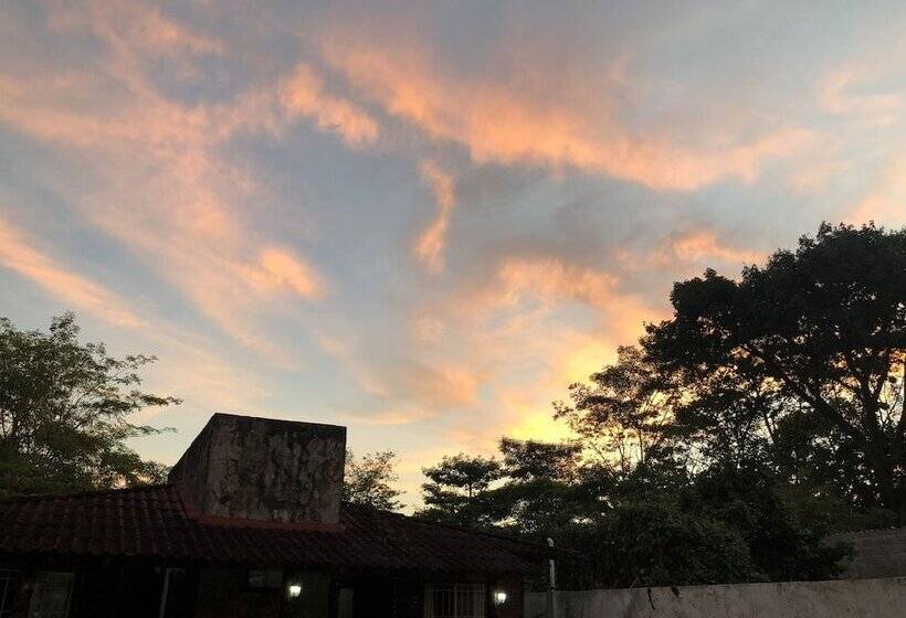 Pansiyon Los Fundadores Estancia Ecológica