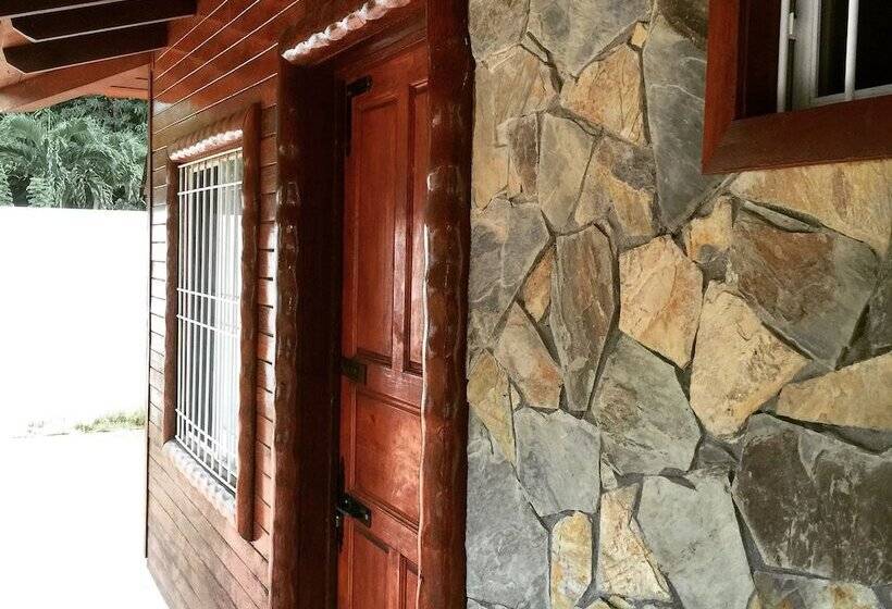 Pansiyon Los Fundadores Estancia Ecológica