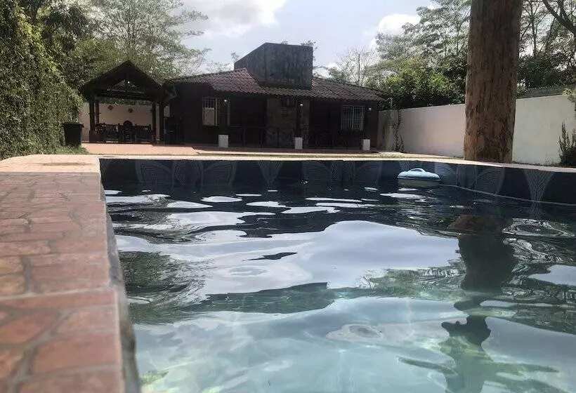 ペンション Los Fundadores Estancia Ecológica