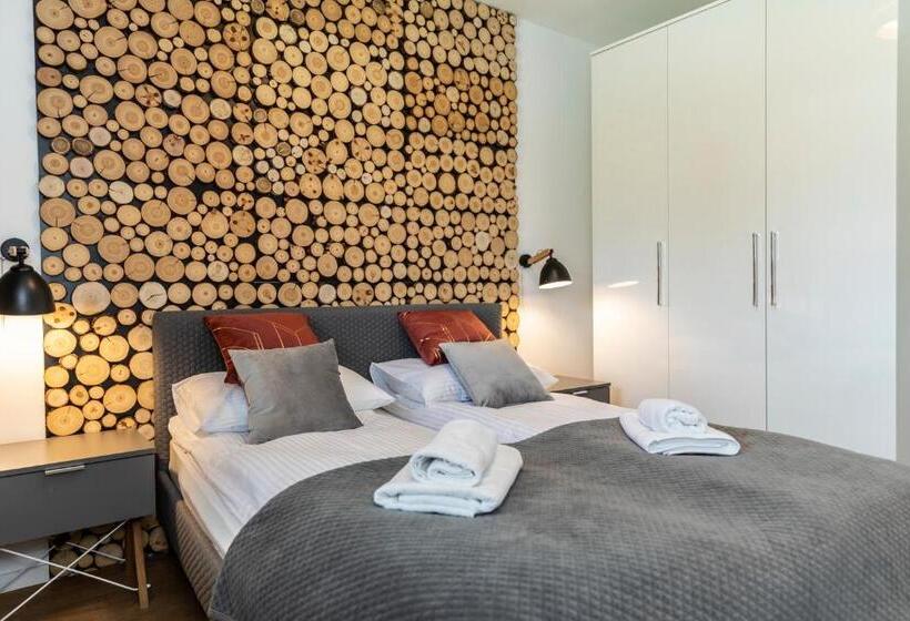 Szymoszkowa Residence