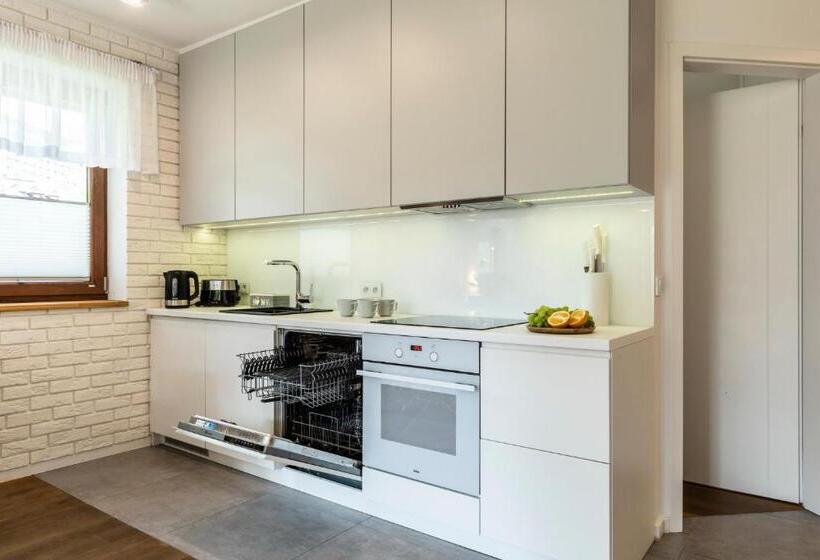 Szymoszkowa Residence