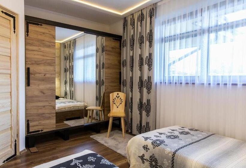 Szymoszkowa Residence