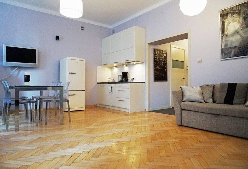 Aaa Stay Market Square Old Town