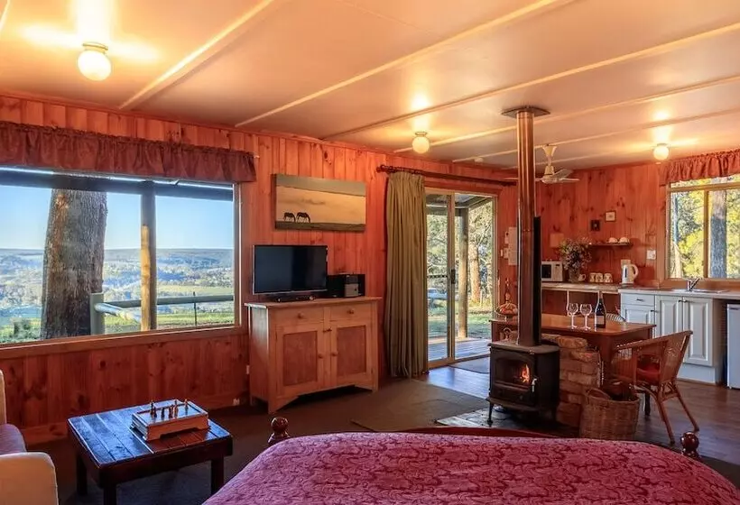 Balingup Heights Hilltop Forest Cottages