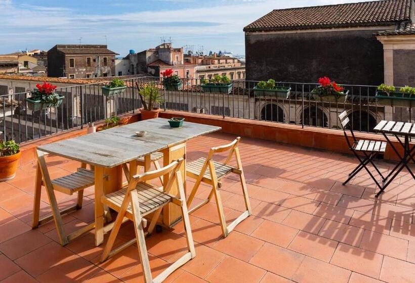 مبيت وإفطار Terrazza Santa Chiara