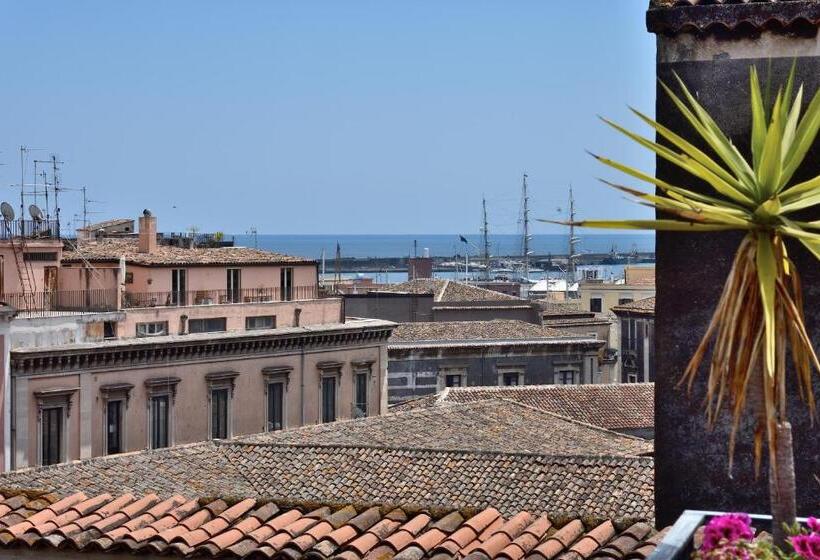 مبيت وإفطار Terrazza Santa Chiara