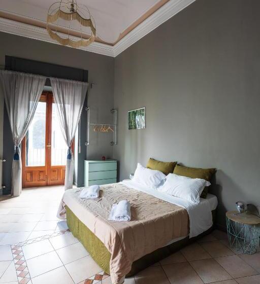 مبيت وإفطار Terrazza Santa Chiara