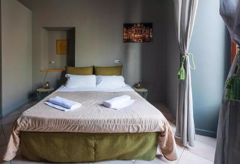 تختخواب و صبحانه Terrazza Santa Chiara