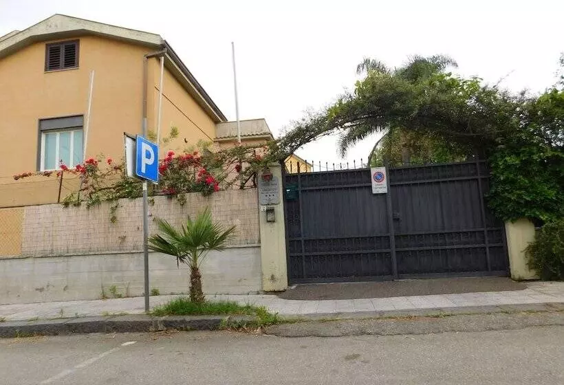 Aamiaismajoitus (B&B) Villa Delle Vacanze