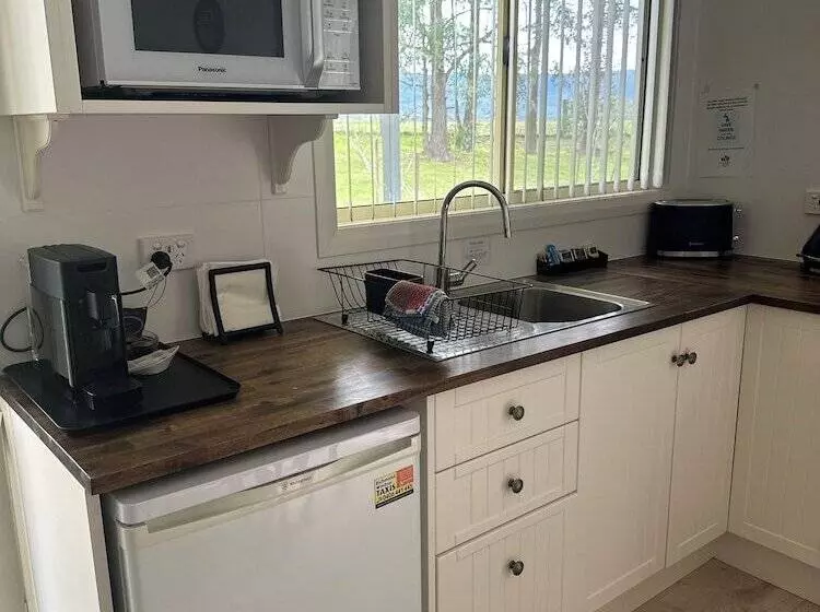 Blueberry Hills On Comleroy Farmstay   Self Contained Cottages