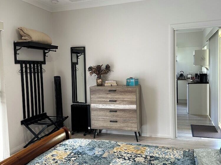 Blueberry Hills On Comleroy Farmstay   Self Contained Cottages