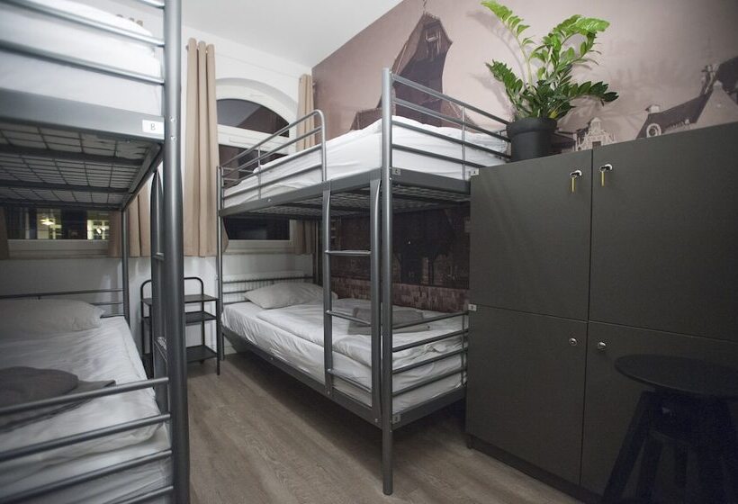 Elewator Gdańsk Hostel