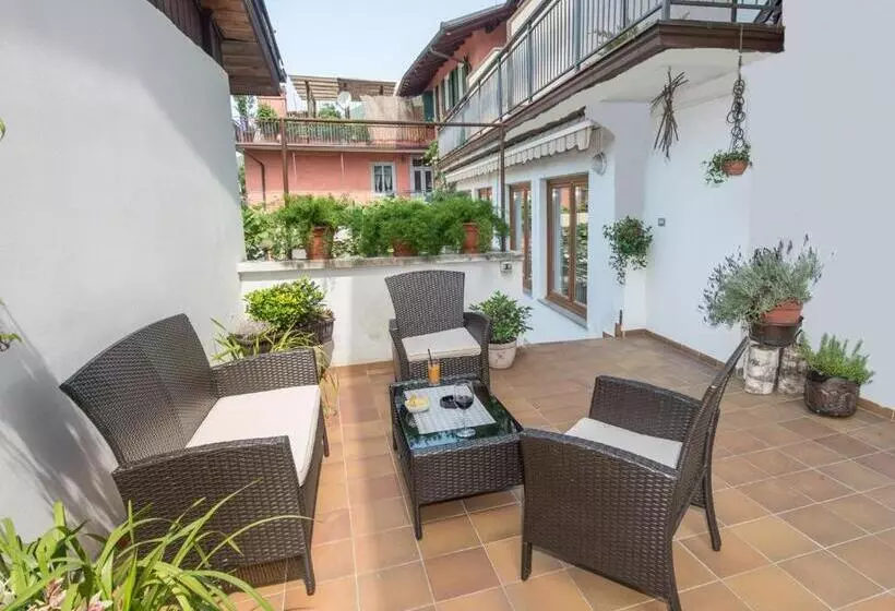 Hotelli Albergo Antica Rosa