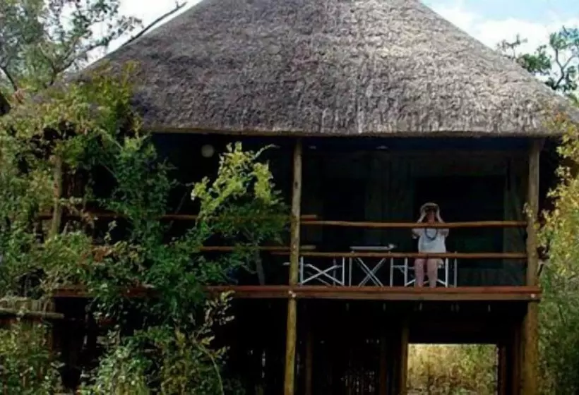 Hotelli Muweti Bush Lodge