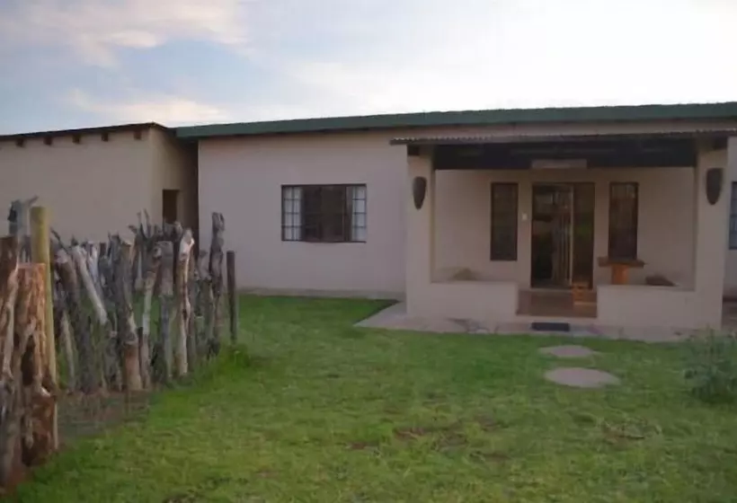 Hotelli Muweti Bush Lodge