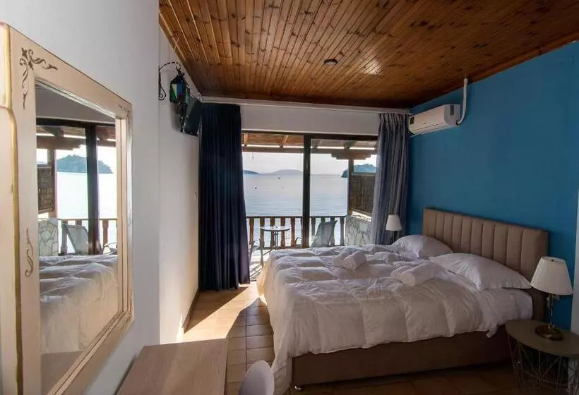 ペンション Poseidon Apartments