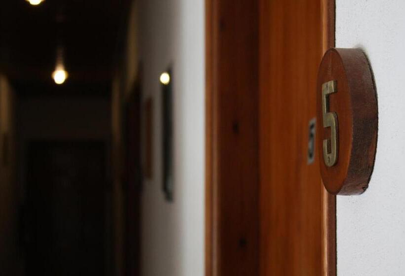 膳宿费 Poseidon Apartments