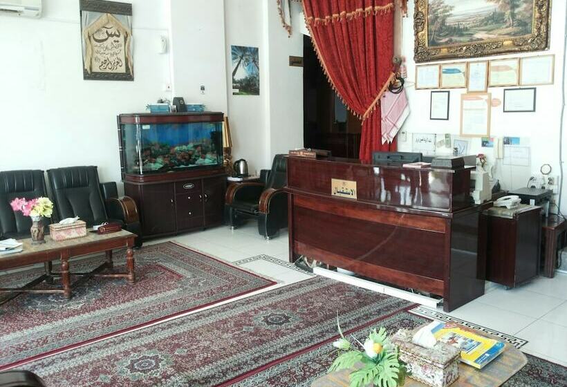 Al Eairy Furnished Apartments Al Ahsa 4