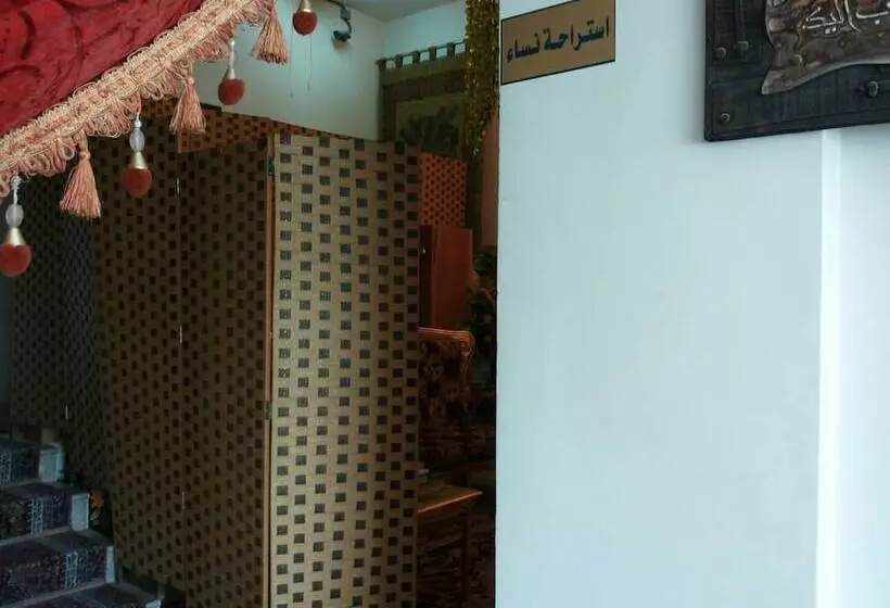 Al Eairy Furnished Apartments Al Ahsa 4