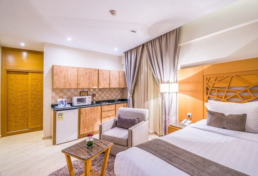 Al Muhaidb Al Malaz Al Jamiah