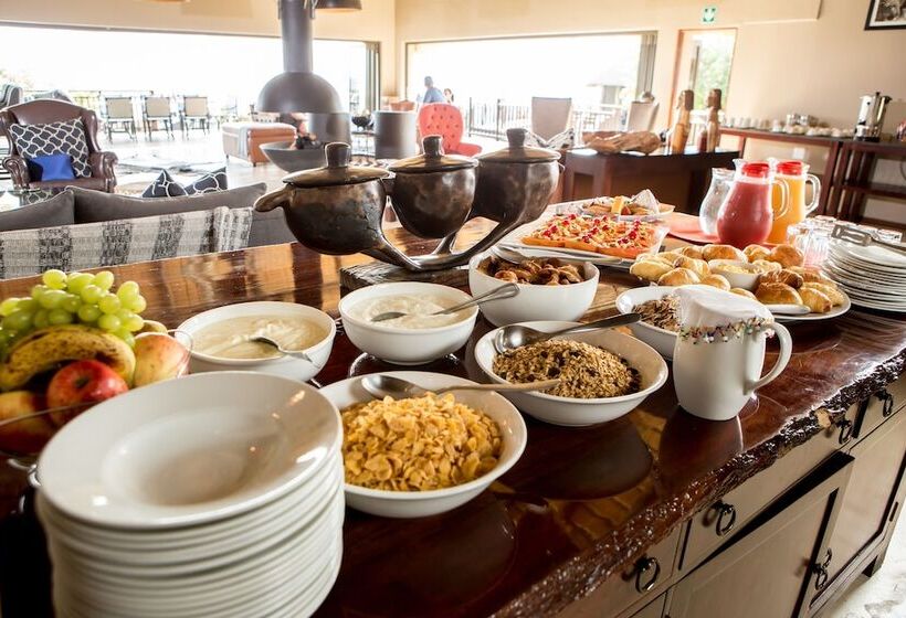 ホテル Umzolozolo Private Safari Lodge & Spa