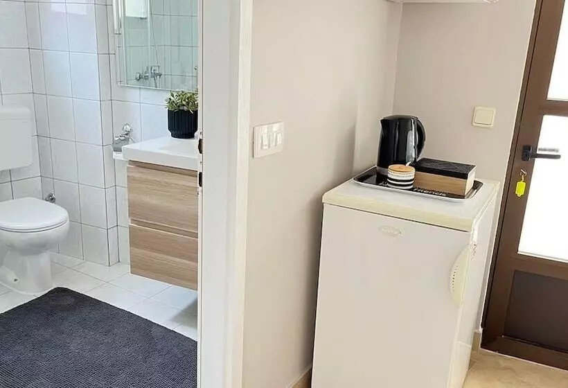 Majatalo Guesthouse čivljak