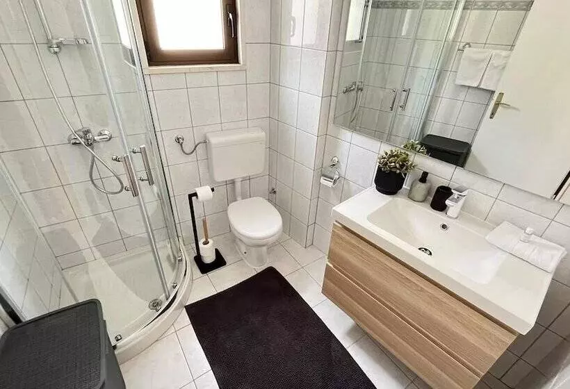 Majatalo Guesthouse čivljak