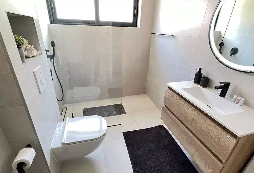 Majatalo Guesthouse čivljak