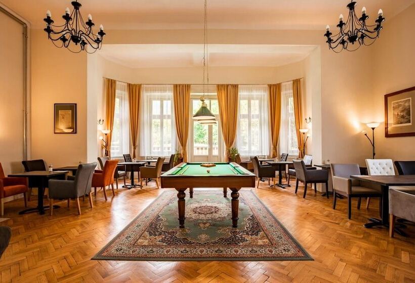 بنسيون Penzión Jesenský