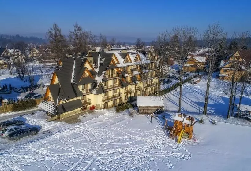 Pensjonat Dziubas   5 Minut Na Piechotę Do Stacji Narciarskiej Kotelnica I Term Bania, Parking Przy