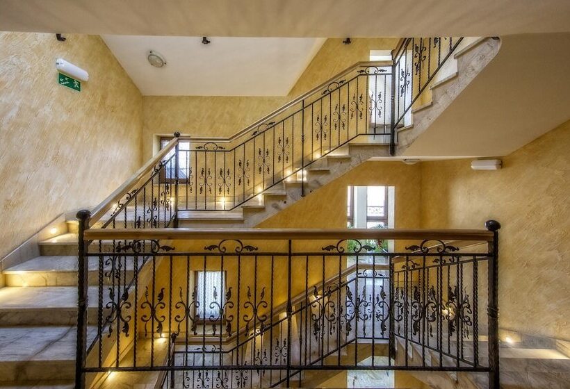 Pensjonat Dziubas 5 Minut Na Piechotę Do Stacji Narciarskiej Kotelnica I Term Bania, Parking Przy