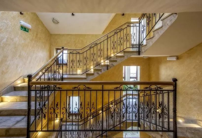 Pensjonat Dziubas   5 Minut Na Piechotę Do Stacji Narciarskiej Kotelnica I Term Bania, Parking Przy