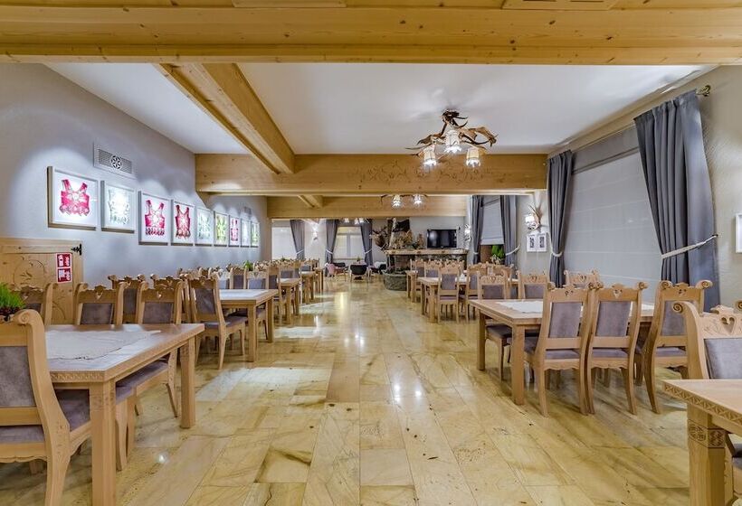 Pensjonat Dziubas 5 Minut Na Piechotę Do Stacji Narciarskiej Kotelnica I Term Bania, Parking Przy