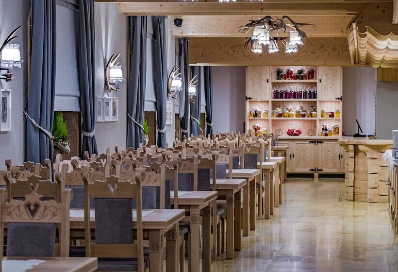 Pensjonat Dziubas 5 Minut Na Piechotę Do Stacji Narciarskiej Kotelnica I Term Bania, Parking Przy